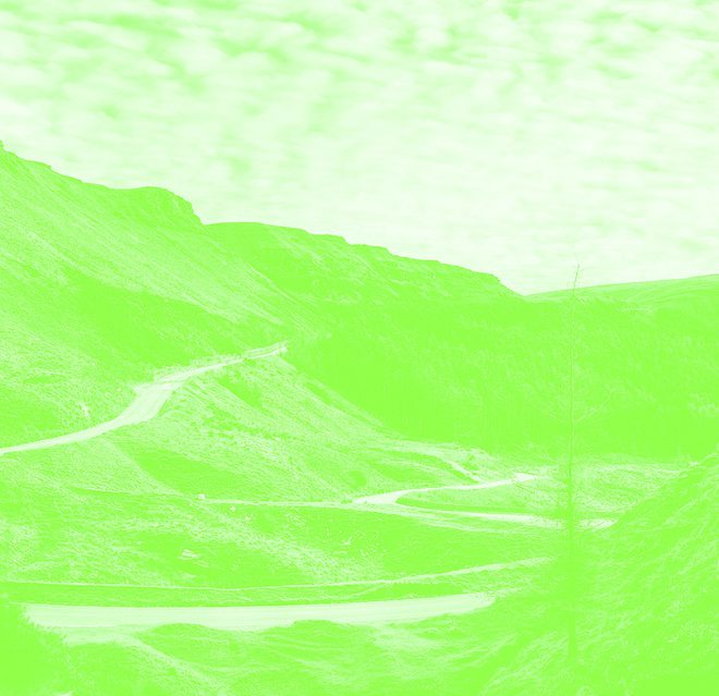 Bwlch Pic 1 MONOTONE WEB