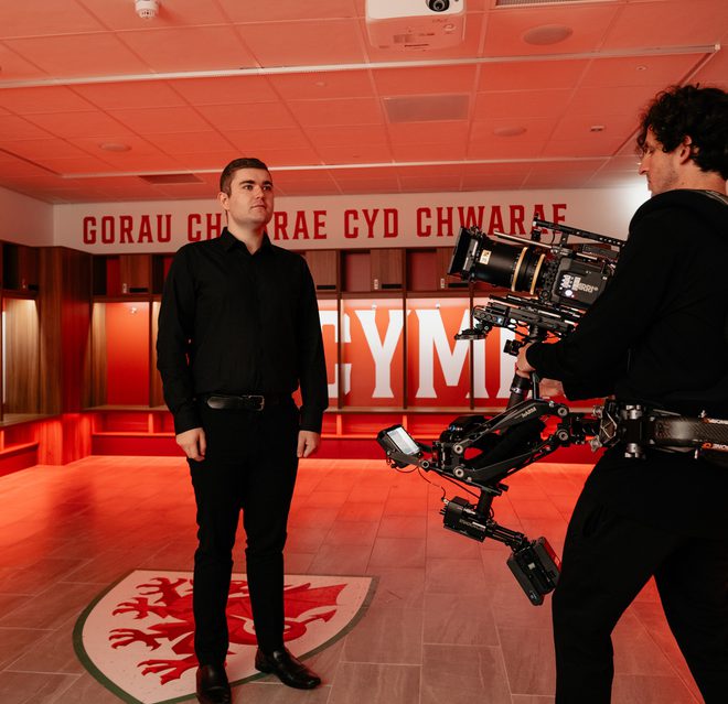 WNO Yma O Hyd Dafydd Allen WNO Associate Artist photo credit Jamie Chapman 07
