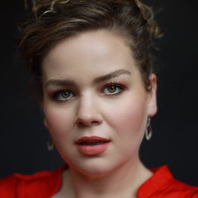 Erin Rossington Headshot 11 07 25