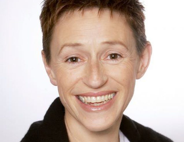 Denni Sayers Denni Sayers Colour Headshot