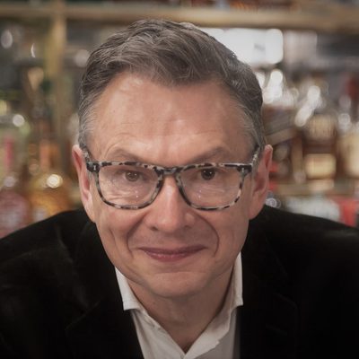 Mark Llewellyn Evans Headshot 23