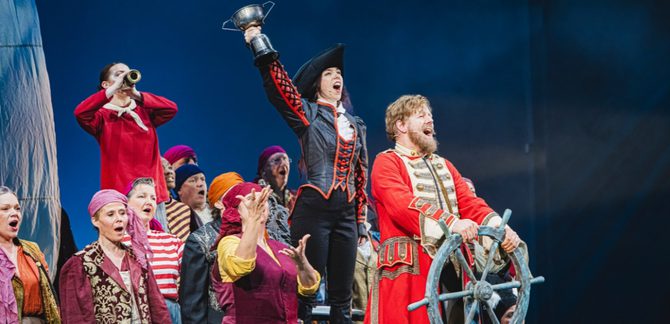 Play Opera LIVE Shipwrecked Photo 1