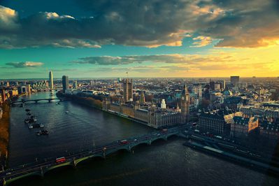 The Thames London WEB