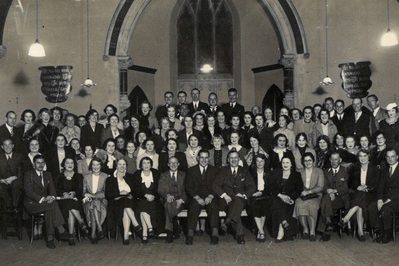 WNO Chorus in Ebenezer Chapel 1946 Idloes Owen front 6th from the left WEB