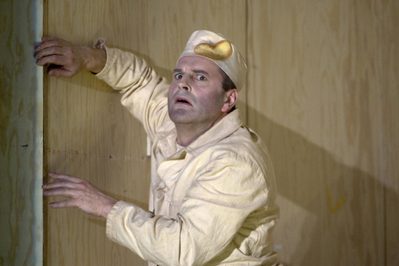 WNO Wozzeck spring 05 Christopher Purves Wozzeck credit Bill Cooper 406