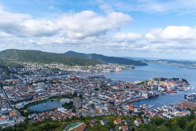 bergen 4457745 1920 WEBSITE