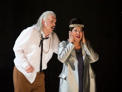 WNO Nabucco David Kempster Nabucco Mary Elizabeth Williams Abigaille Photo Credit Bill Cooper 382