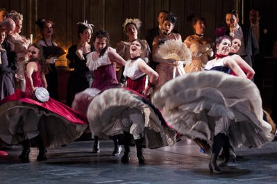 WNO La traviata Dancers Photo credit Roger Donovan 0026