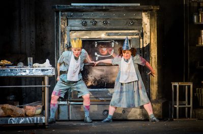 WNO Hansel Gretel Jurgita Adamonyté Hansel Adrian Thompson The Witch Ailish Tynan Gretel Photo Credit Robert Workman 015