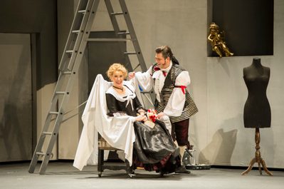 WNO The Marriage Of Figaro Anna Devin Susanna And David Stout Figaro Photo Credit Richard Hubert Smith 5867