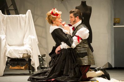 WNO The Marriage Of Figaro Anna Devin Susanna And David Stout Figaro Photo Credit Richard Hubert Smith 6245 2