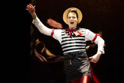WNO The Barber Of Seville Nicholas Lester Figaro Photo Credit Richard Hubert Smith 4772