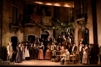 WNO Cavalleria Rusticana David Kempster Alfio And WNO Chorus Photo Credit Bill Cooper 59