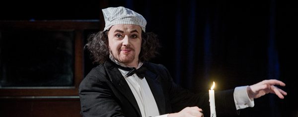 WNO A Christmas Carol Mark Le Brocq The Narrator Photo Credit Robert Workman 002