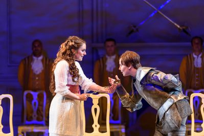 WNO Der Rosenkavalier Louise Alder Sophie Von Faninal Lucia Cervoni Octavian Photo Credit Bill Cooper 2162