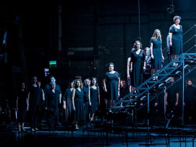 WNO Le Vin Herbé WNO Chorus Photo Credit Robert Workman 107