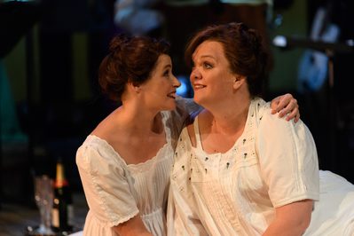 WNO Rhondda Rips It Up! Anitra Blaxhall Helen Archdale And Madeleine Shaw Lady Rhondda Photo Credit © Jane Hobson 7444 Jane Hobson 2018 Helen Archdale puts her arm around Lady Rhondda