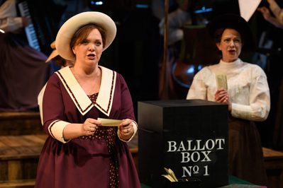 WNO Rriu Madeleine Shaw Lady Rhondda And Rosie Hay Sybil Photo Credit © Jane Hobson 7471 Jane Hobson 2018