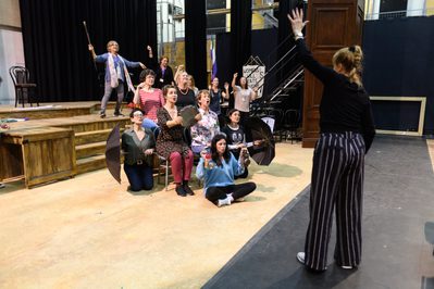 WNO RRIU Rehearsals Lesley Garrett Emcee Madeleine Shaw Lady Rhondda Caroline Clegg Director WNO Ladies Chorus Photo credit © Jane Hobson 1631
