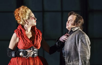 WNO Roberto Devereux Joyce El Khoury Elisabetta Barry Banks Roberto Devereux Photo credit Bill Cooper 0520 Bill Cooper 2019 Man holds woman's hand against his chest.