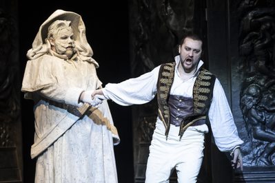 WNO Don Giovanni James Platt Commendatore Andrei Kymach Don Giovanni photo credit Bill Cooper 1068