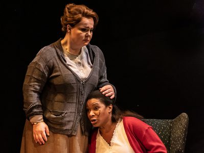 WNO Jenůfa Eliška Weissová Kostelnička Burjovka Elizabeth Llewellyn Jenůfa photo credit Clive Barda 310