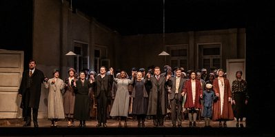 jenufa curtain NEWS