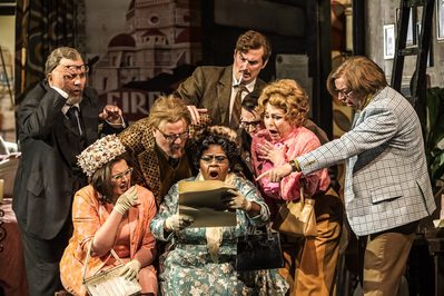 Cast of WNO Gianni Schicchi Photo Credit Craig Fuller IMG 6272