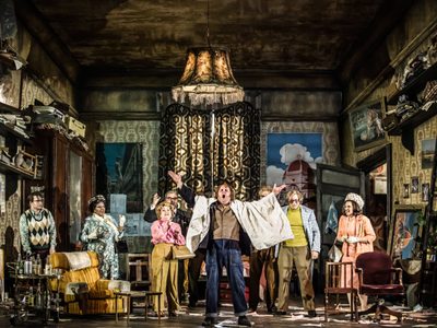 Cast of WNO Gianni Schicchi Photo Credit Craig Fuller IMG 6794