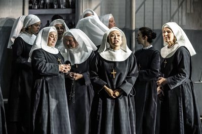 WNO Il trittico Haegee Lee Sister Genovieffa Alexia Voulgaridou Sister Angelica photo credit Craig Fuller 5412