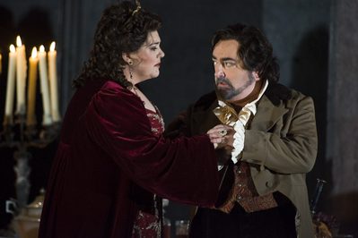 Tosca 233 Deborah Riedel Tosca and Dennis ONeill Cavaradossi credit Clive Barda